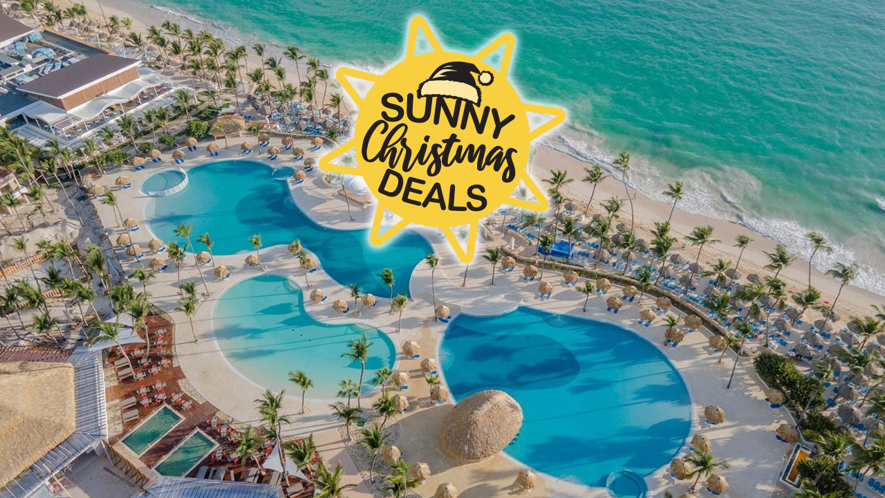 SPEND THE HOLIDAYS DIRECTLY ON THE FAMOUS WHITE-SAND BEACH OF PLAYA BAVARO